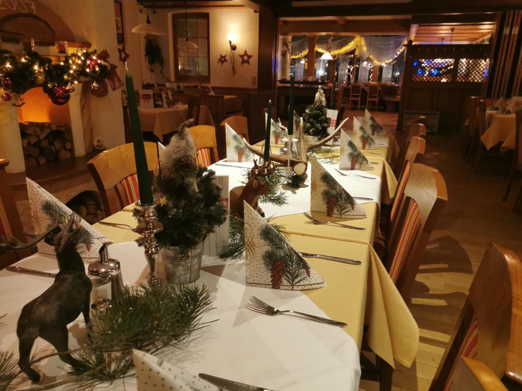 Hotel Landgasthof Zum Schildhauer Halfing Bagian luar foto